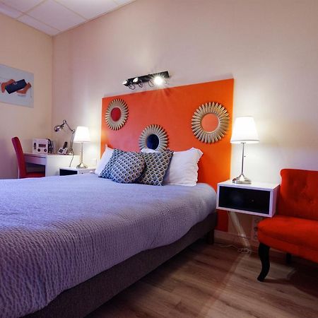 Logis Hotel Le Bocage Монмаро Экстерьер фото